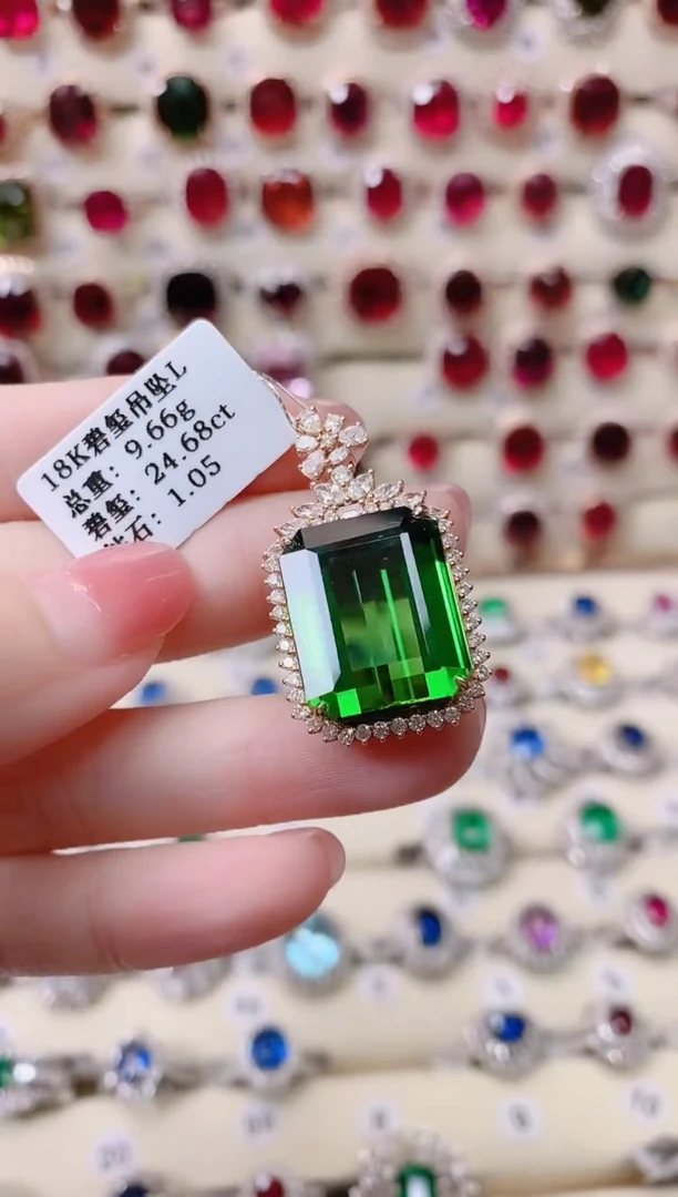 18K金吊坠18K金镶嵌碧玺魔****使1