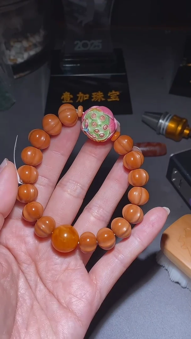 手串猴头核桃彩绘莲花猴头手串