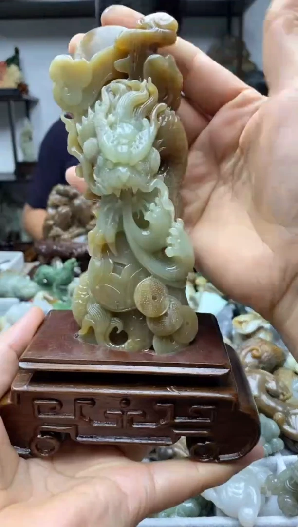 未镶嵌和田玉摆件1