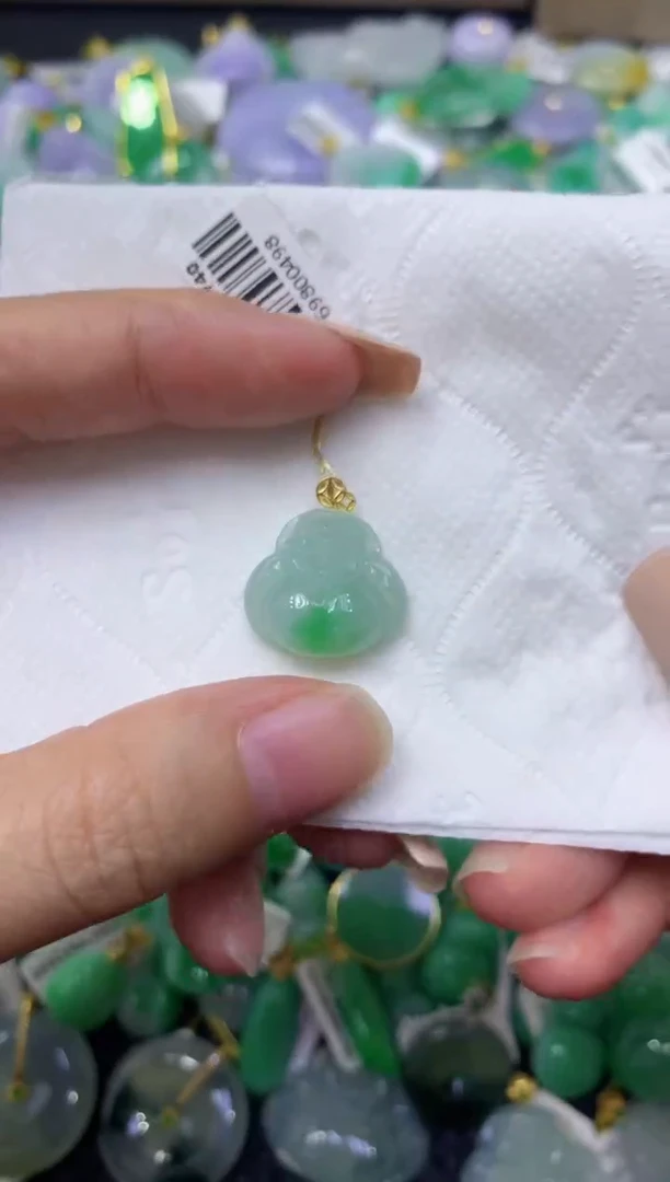 颈饰18K金镶嵌翡翠天然缅甸翡翠A货