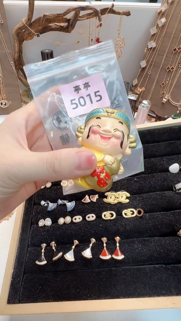 瓷片好***伴彧贤聚宝阁二号铺