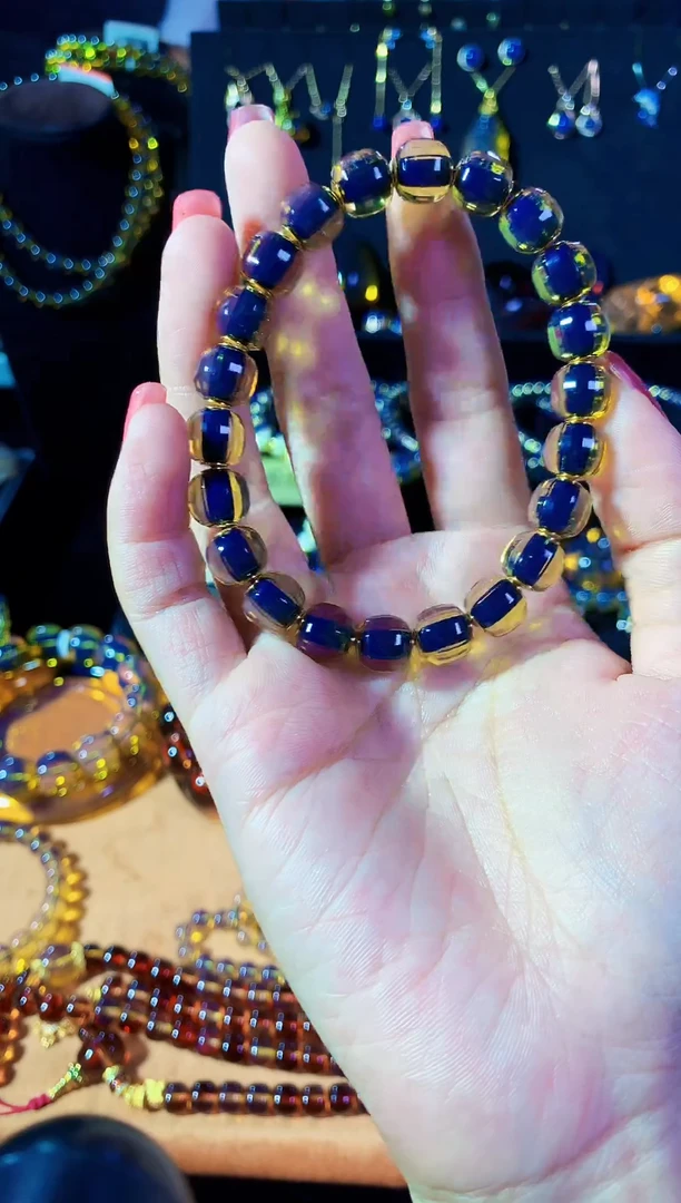 琥珀未镶嵌珠宝奇石8mm蓝珀钻切文玩串