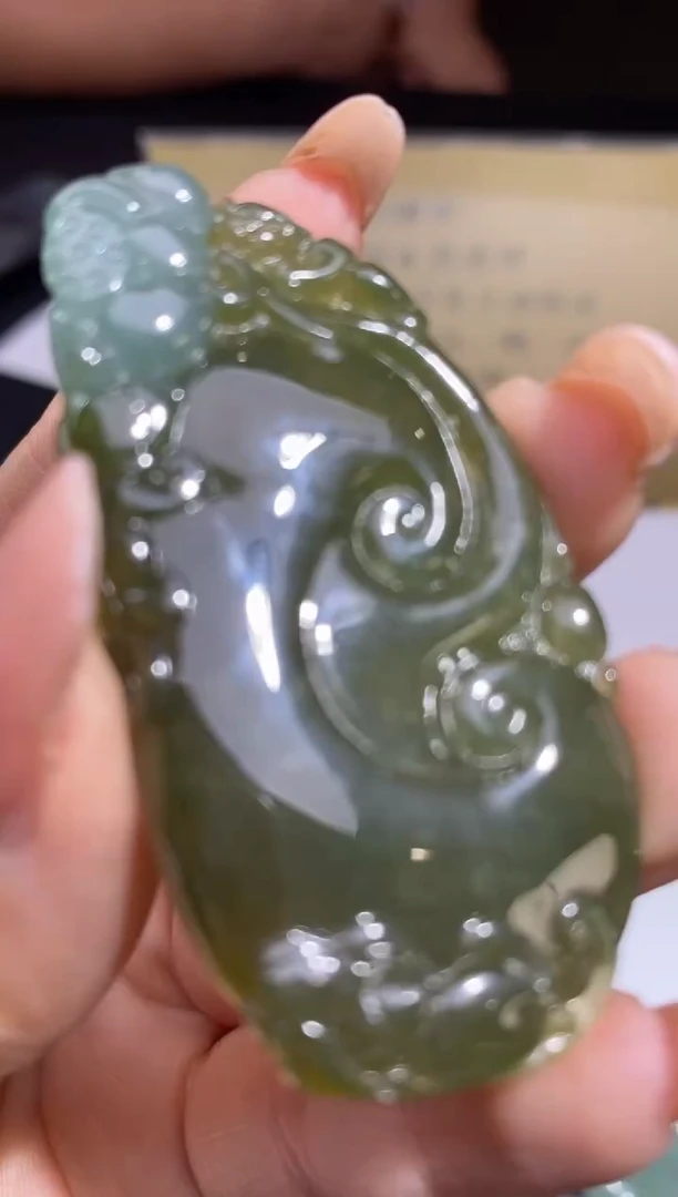 颈饰未镶嵌翡翠43044