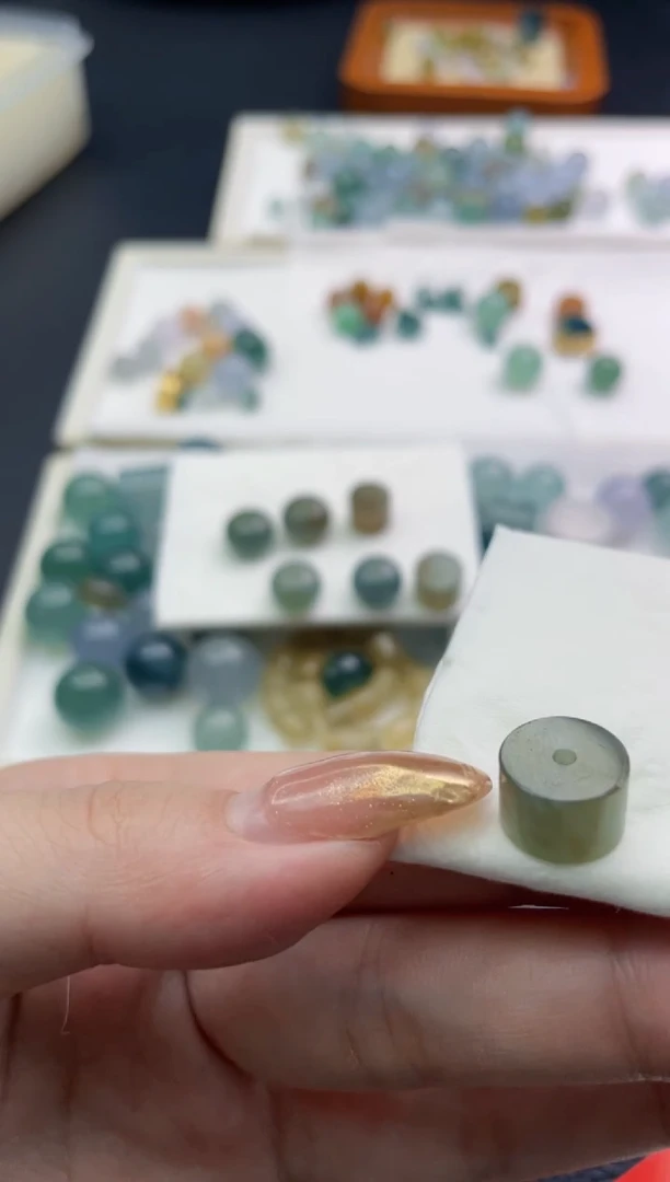 未镶嵌定制翡翠紫*珠子