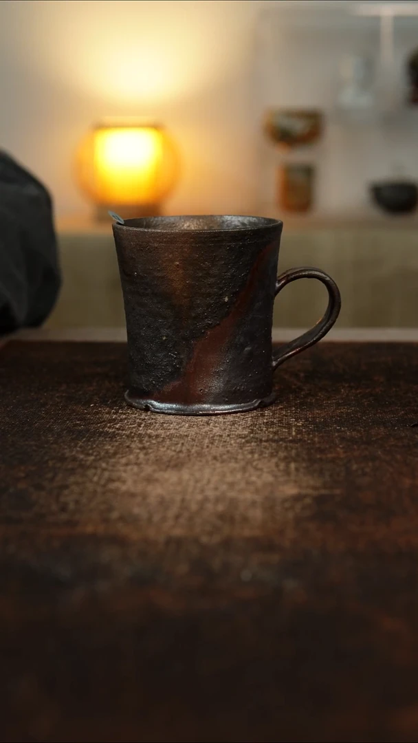 41    红珍珠马克杯  微瑕