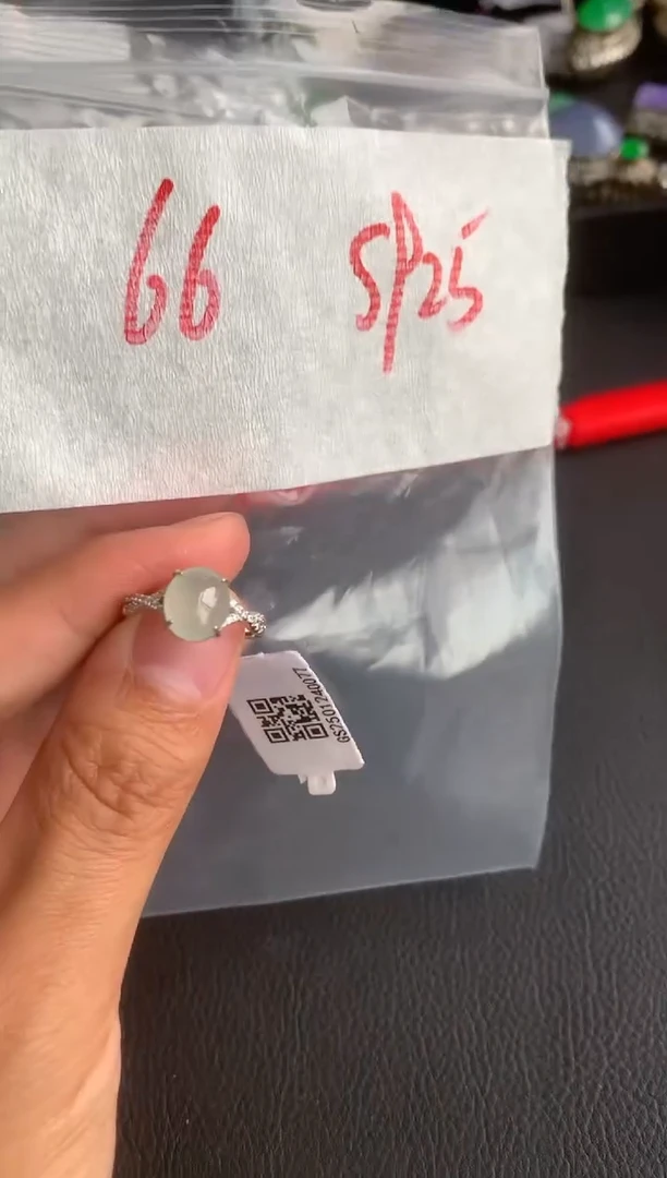 银S925镶嵌戒指翡翠缅甸A货翡翠，拍一发一