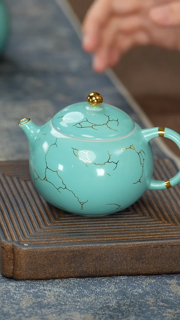 【绿松石金络西施壶】【12西泠礼盒】