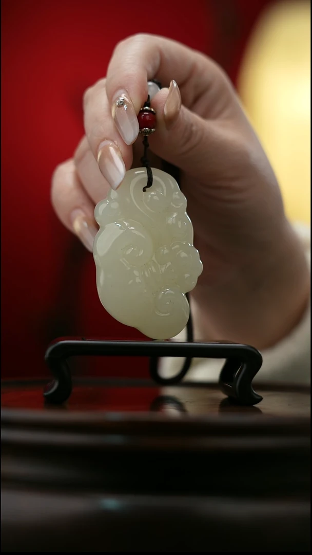 玉【灵芝如意】天然玉石手把件
