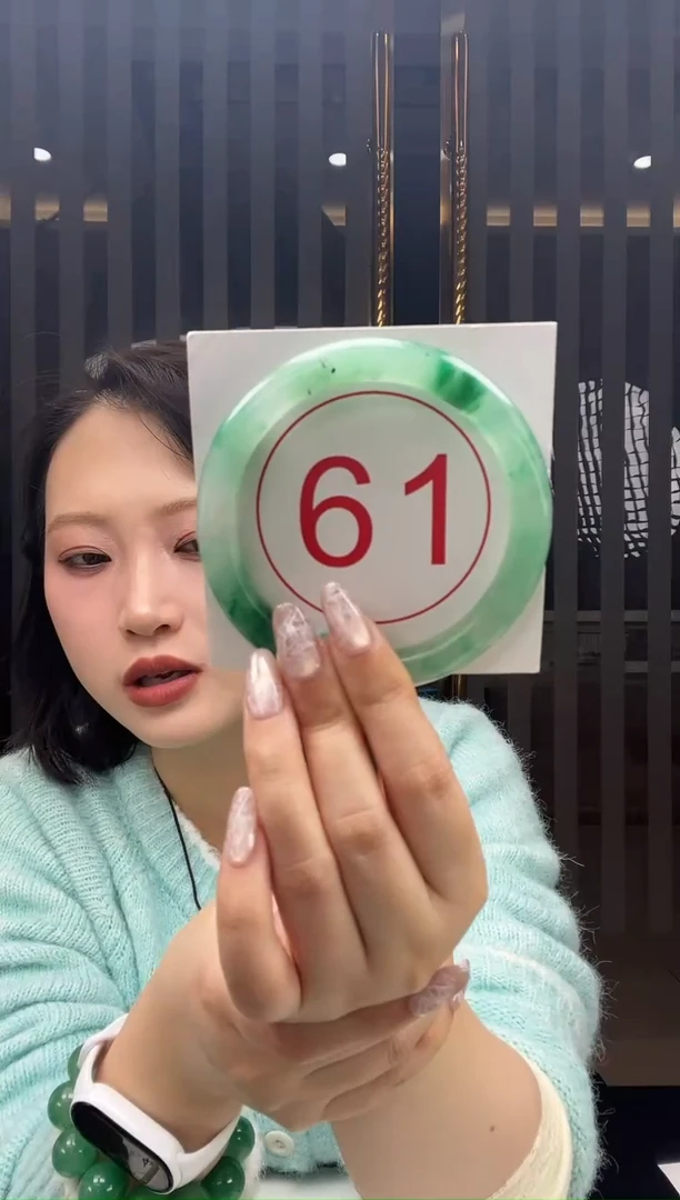 未镶嵌手镯石英质玉18