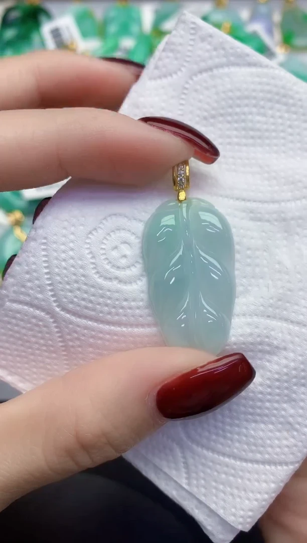 颈饰未镶嵌翡翠缅甸天然翡翠a货