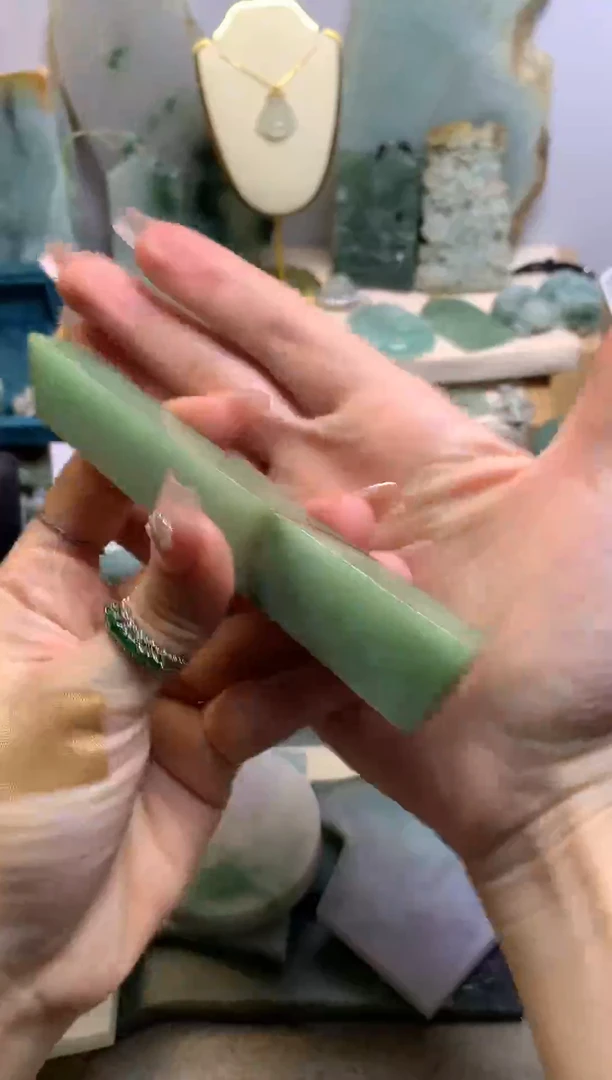 【闪购商品】翡翠挂件未镶嵌缅甸A货翡翠，没有运费险