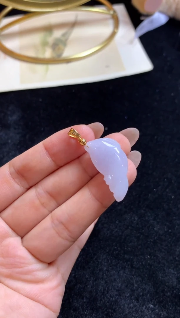 翡翠未镶嵌颈饰翡翠吊坠