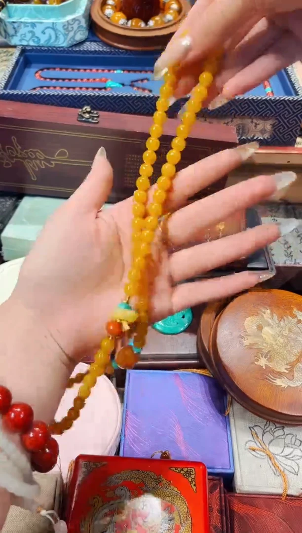 【闪购商品】蜜蜡颈饰未镶嵌年关将至，最后一场133