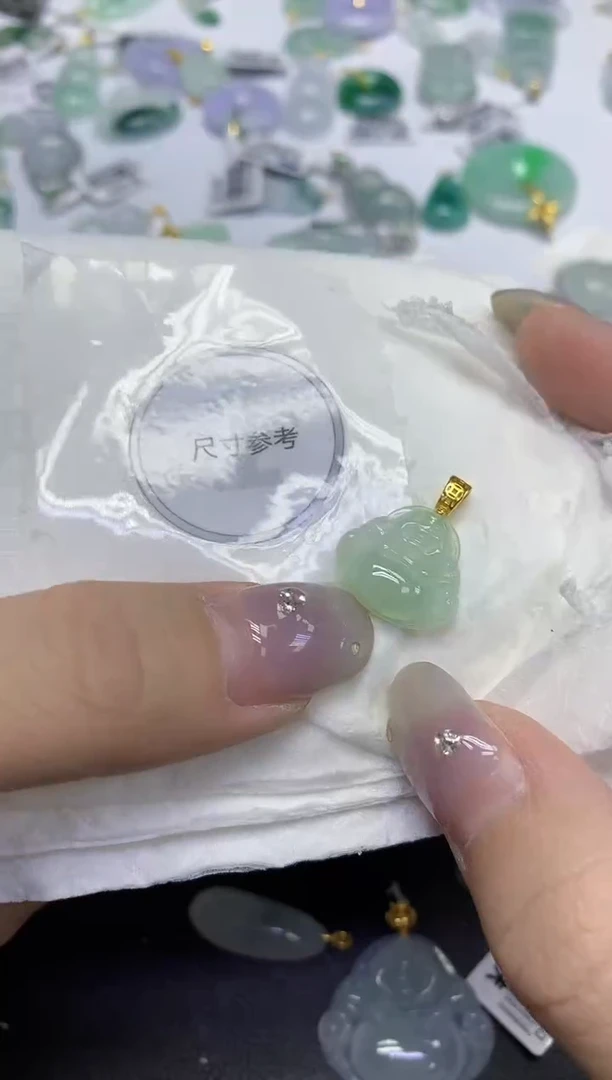 颈饰未镶嵌翡翠天然缅甸翡翠A货百元以上9元证书费自理