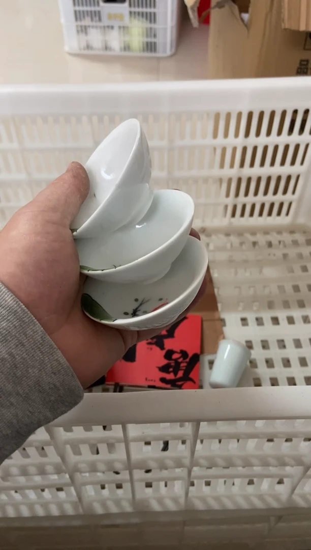 杯无运费险有瑕疵的摄影的产品有使用过的痕迹有点脏介意勿拍