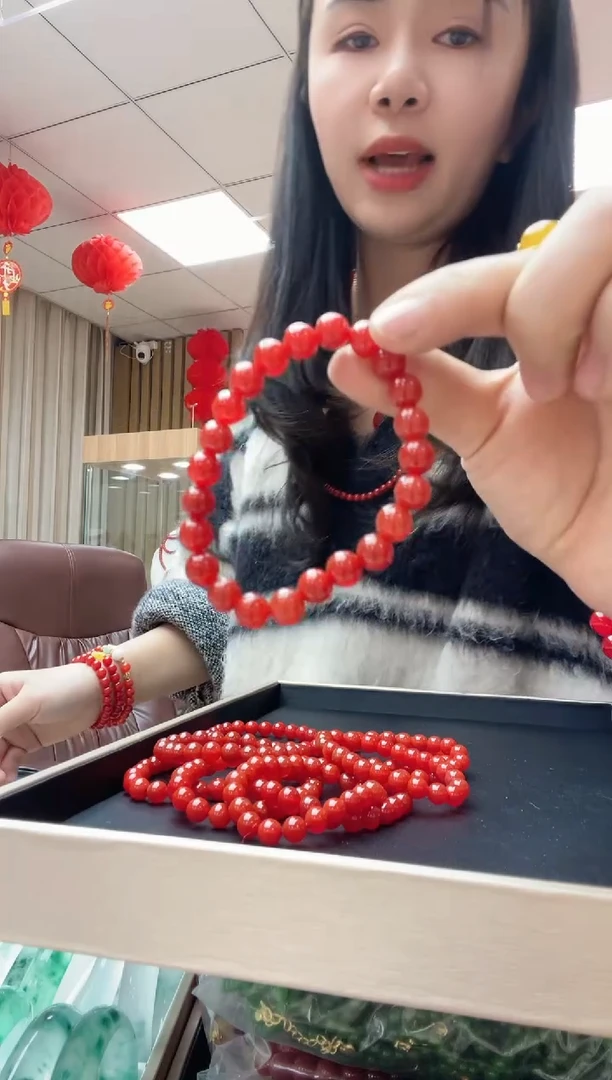 【闪购商品】玛瑙/玉髓手串未镶嵌锦红单圈手串8mm