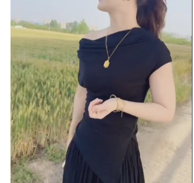 2025夏季时尚潮流百搭精品女装青姐hoV