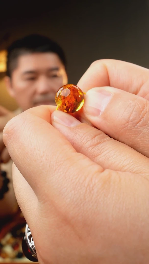 【闪购商品】琥珀裸石未镶嵌16+花珀单珠