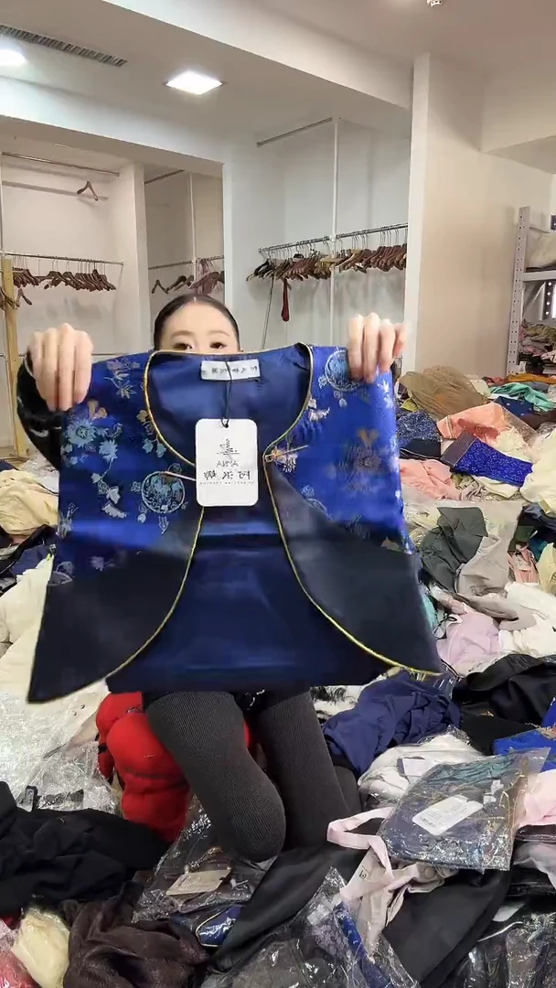 2XL码    125-135斤