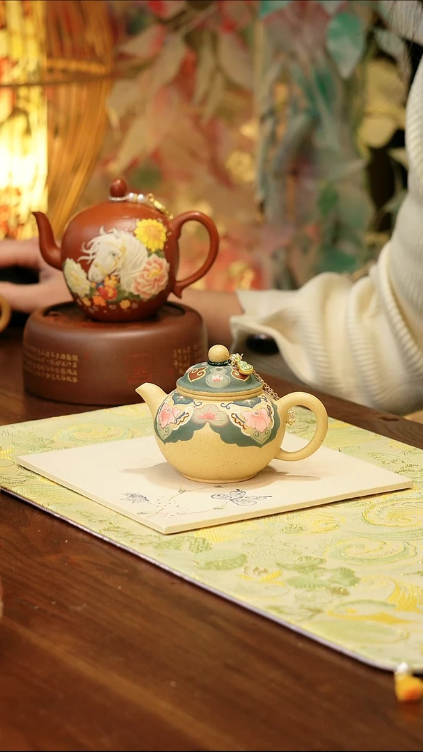 宜兴原矿手工紫砂壶