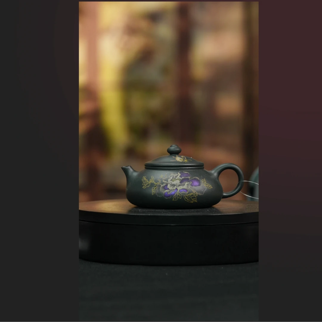 宜兴原矿九龄君子兰寒江紫砂壶