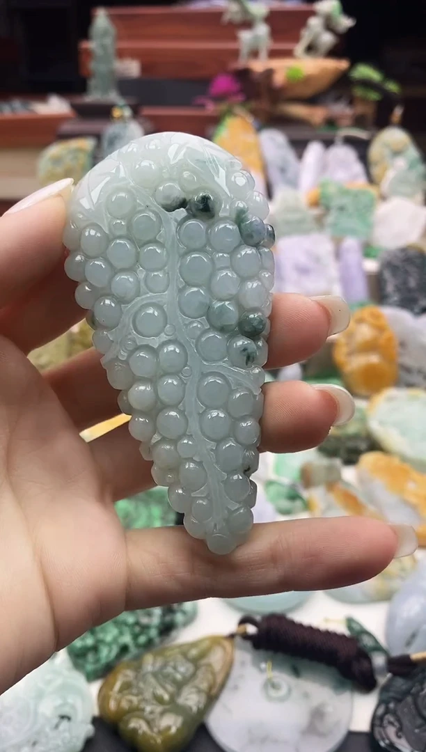 未镶嵌挂件翡翠044