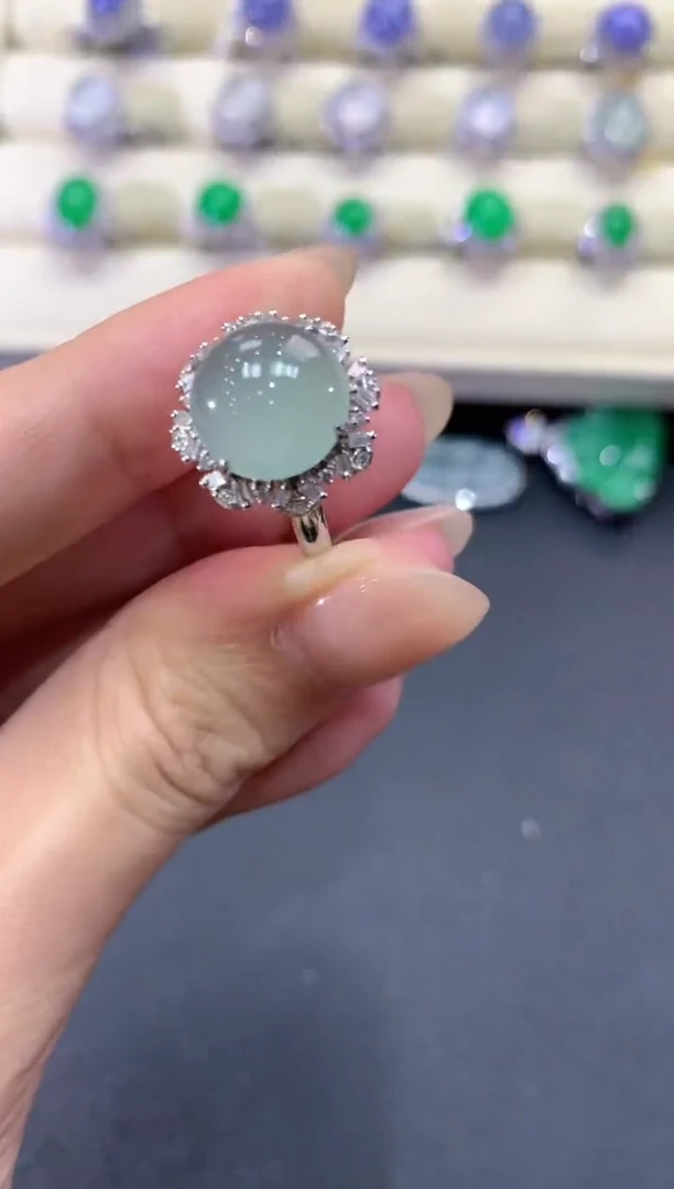 【闪购商品】翡翠戒指18K金镶嵌a89