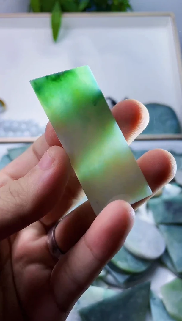 未镶嵌挂件翡翠翡翠677