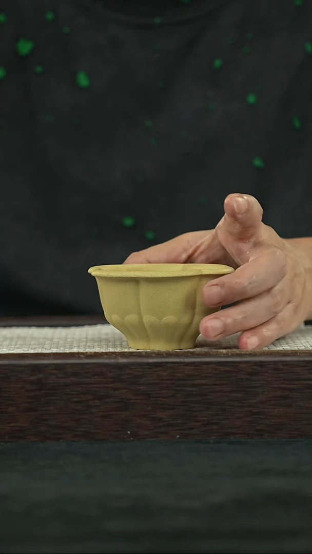 紫砂其他@@YZGT17389袁门静梅杯（本绿）
