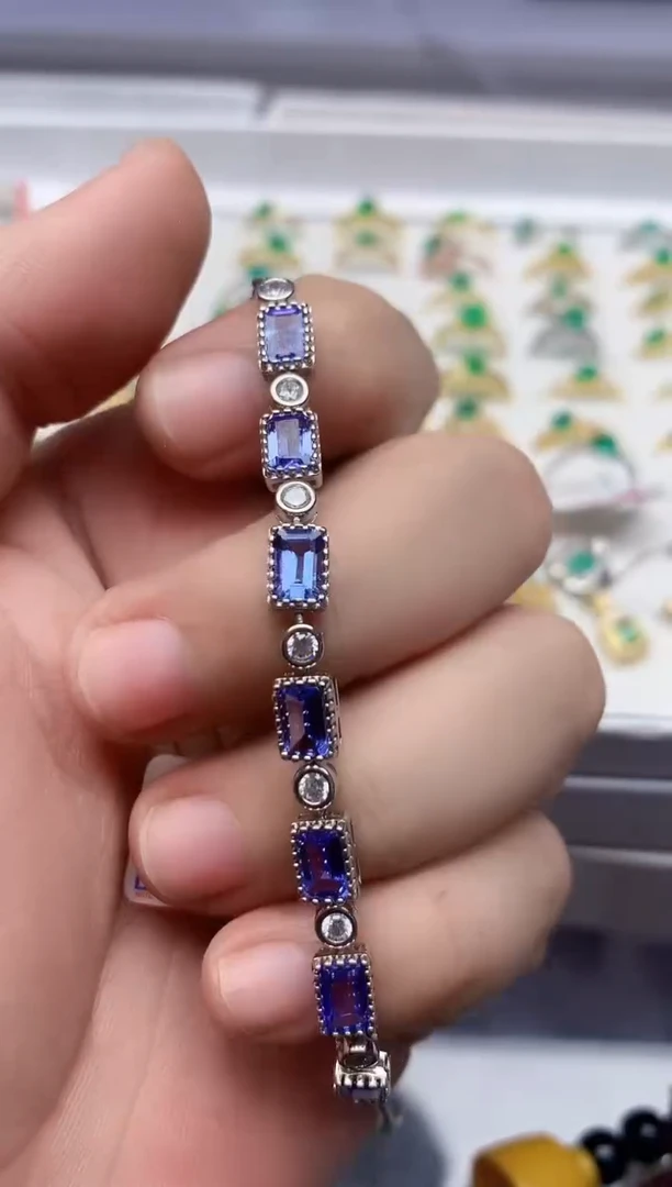 【闪购商品】坦桑石手链银S925镶嵌........