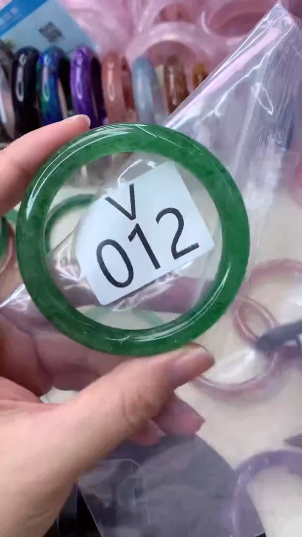 未镶嵌手镯水晶V012-52