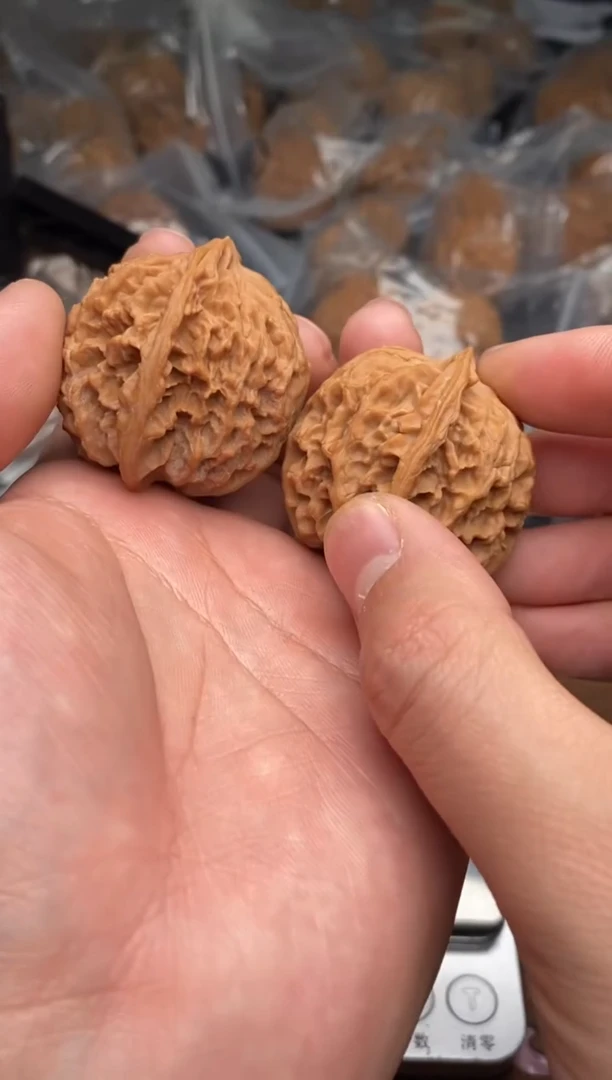 【闪购商品】文玩核桃把件G94号39尺苹果