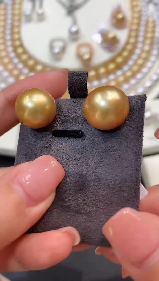 18K金镶嵌耳饰海水珍珠q49