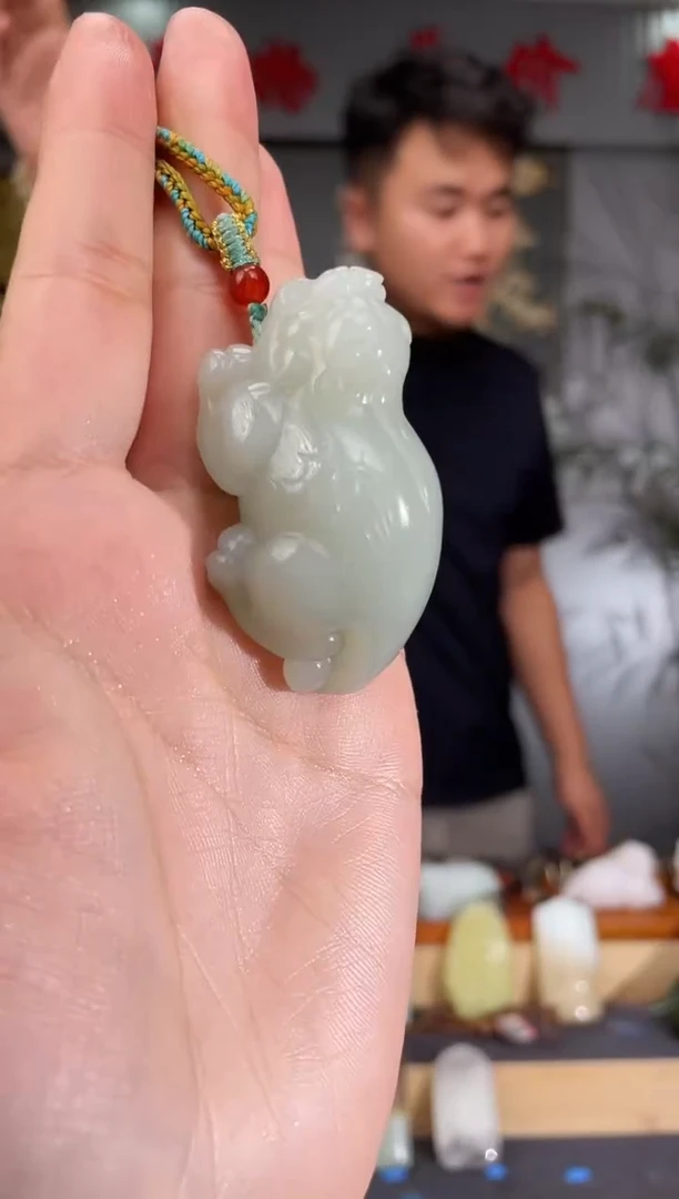 和田玉未镶嵌颈饰1