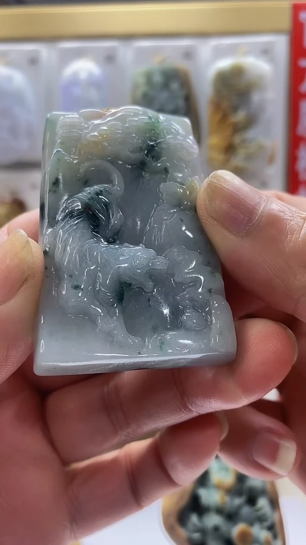 翡翠未镶嵌颈饰翡翠A货2025/7/25