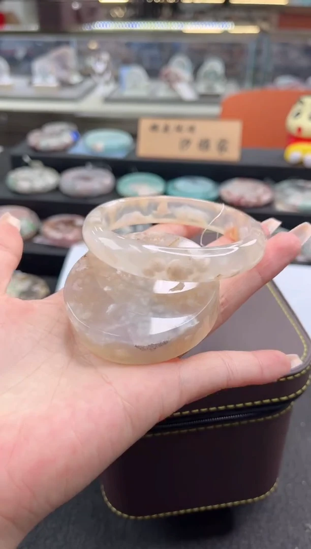 石英质玉手镯未镶嵌60圈口（赠品镯心）6034