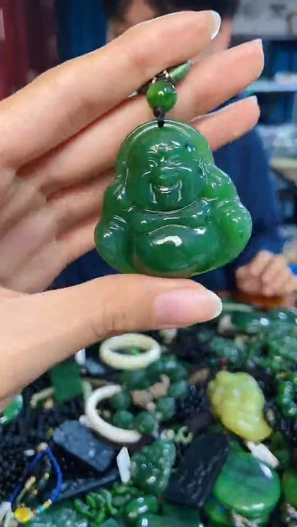 未镶嵌和田玉挂件1