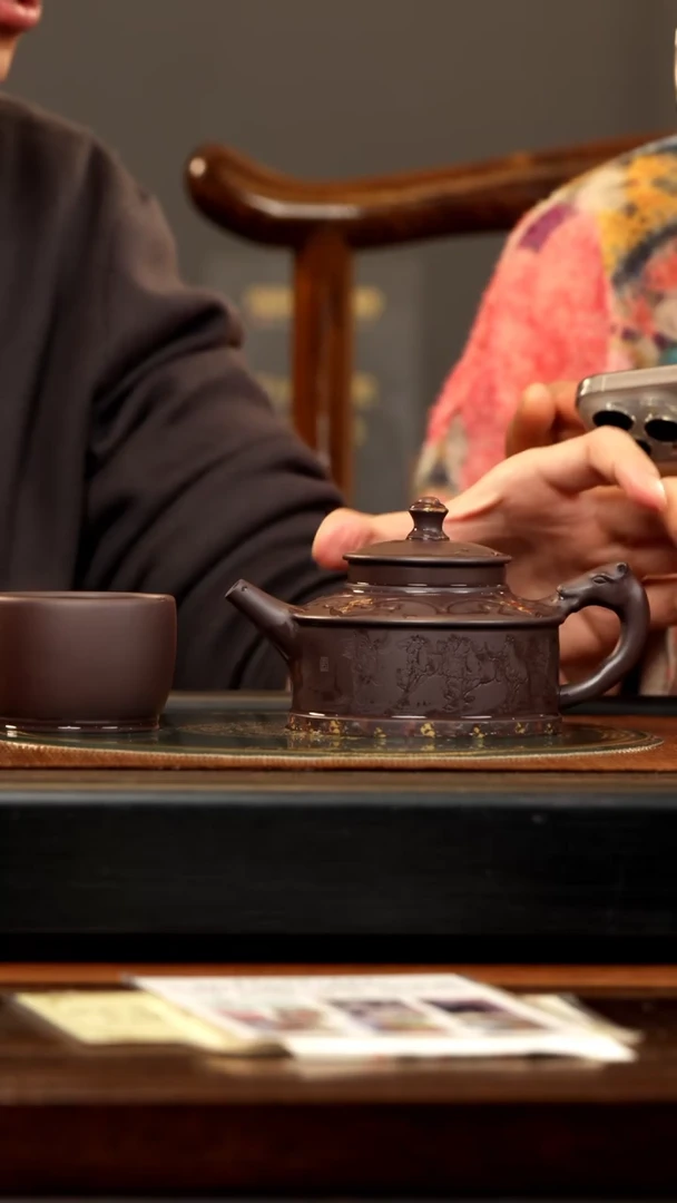 【闪购商品】紫砂茶壶ZCP 黑墩头 草原之韵 230cc