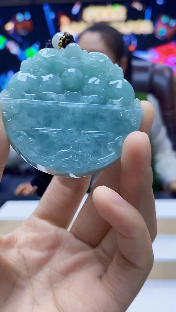 未镶嵌定制翡翠-毛货挂件23