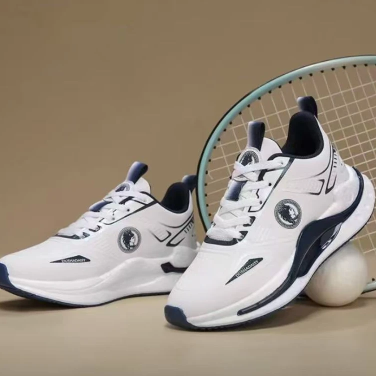 高品质轻奢冬季皮面加绒百搭休闲鞋