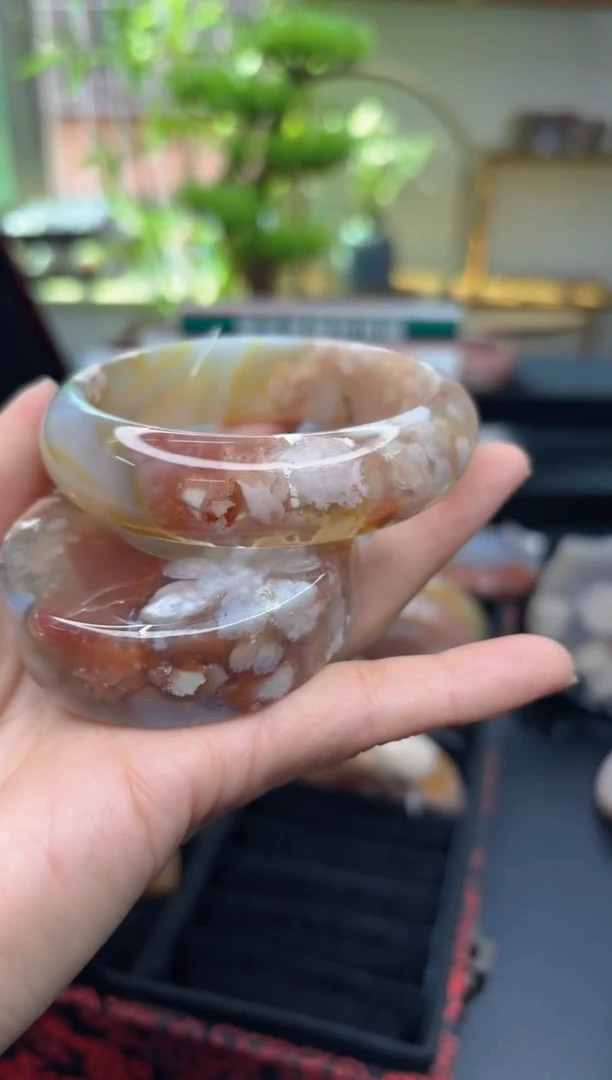 【闪购商品】石英质玉手镯未镶嵌C858(61圈赠送镯心)