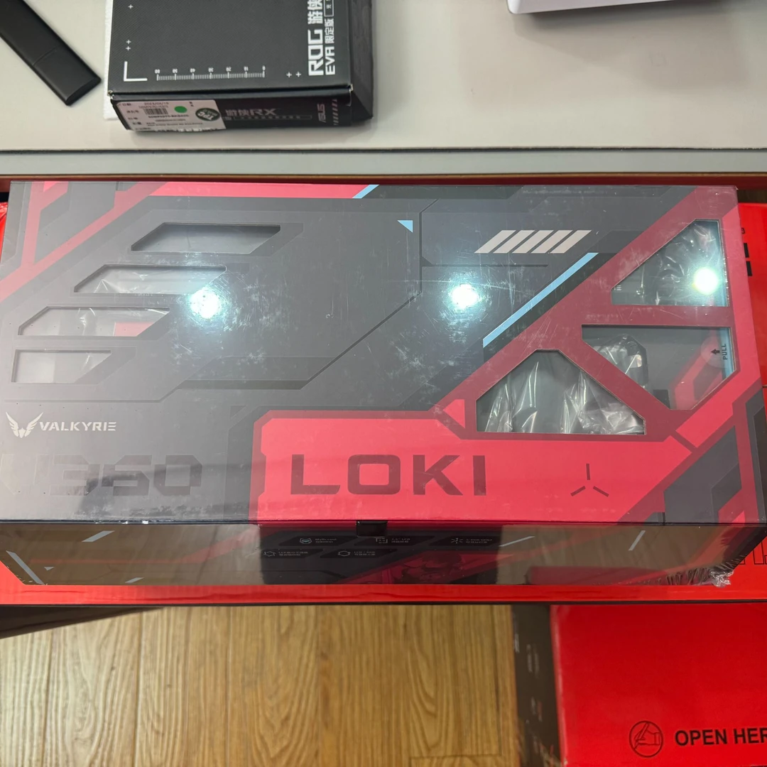 未使用 瓦尔基里V360水冷