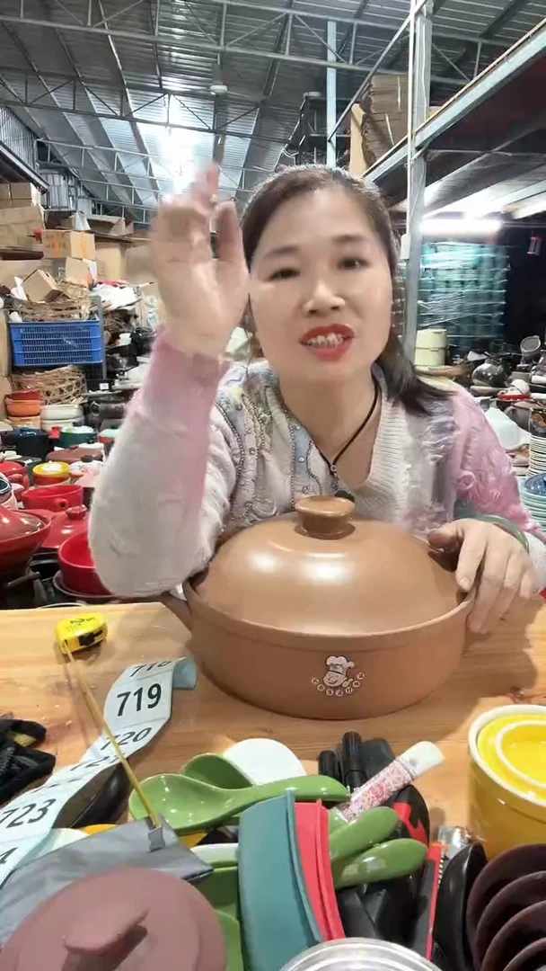 【闪购商品】718瑕疵不圆紫砂锅带盖