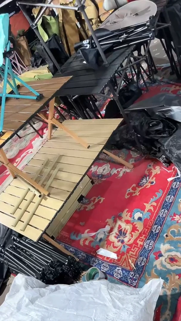 铁微瑕   90*60*43   交叉腿  颜色随机