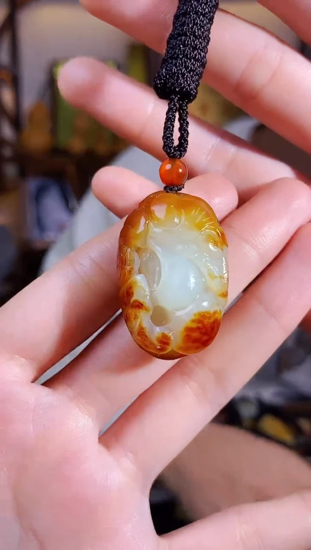 【闪购商品】和田玉颈饰未镶嵌1