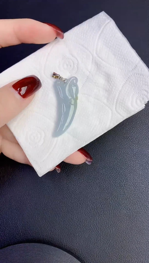 颈饰未镶嵌翡翠缅甸天然翡翠A货