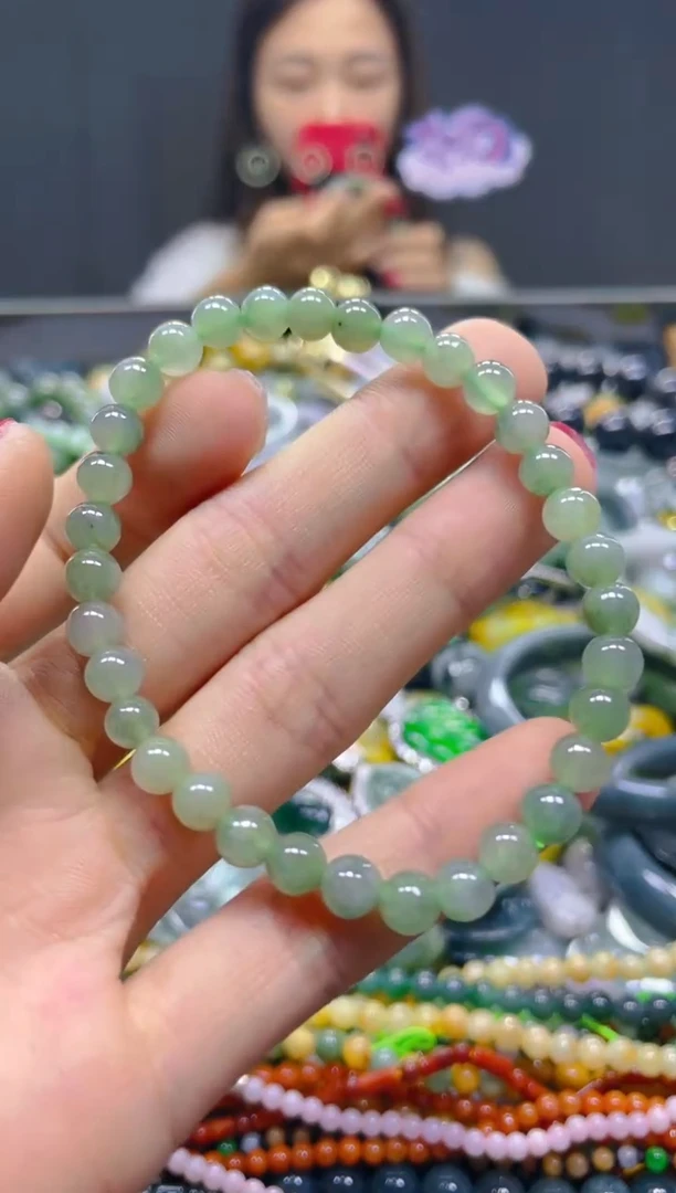 颈饰未镶嵌翡翠5MM/F/翡翠A货，一件也是批发价