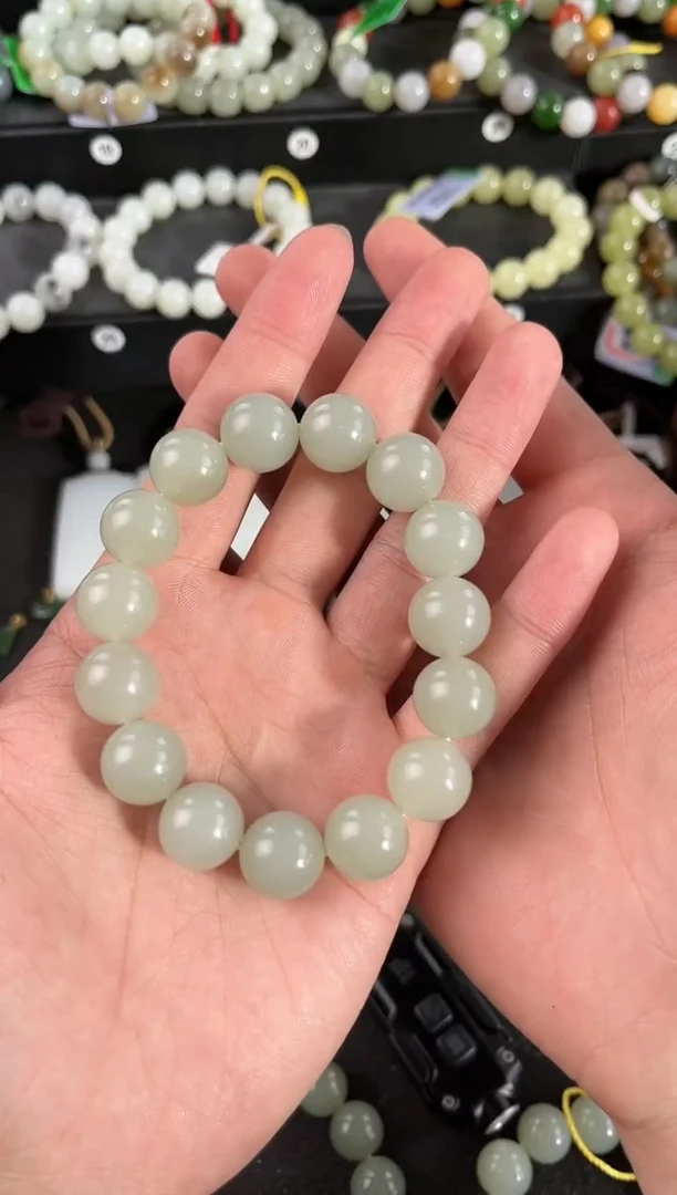 【闪购商品】和田玉手串未镶嵌且末青白手串卡14微色差