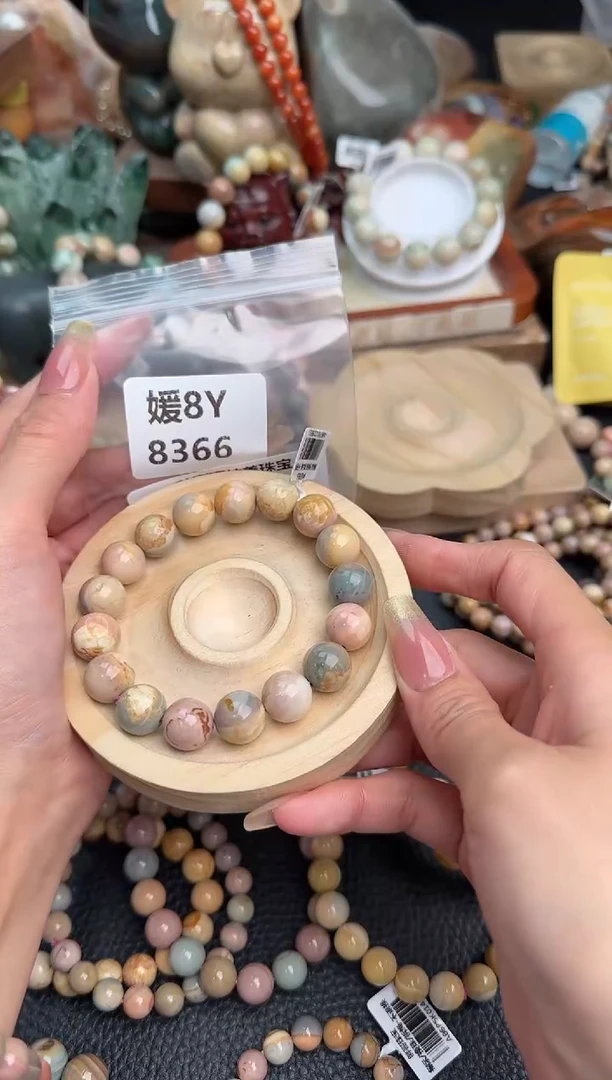 【闪购商品】石英质玉手链未镶嵌8Y8366