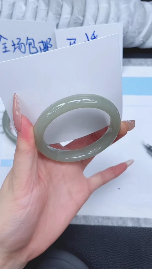 未镶嵌手镯石英质玉13-54.1